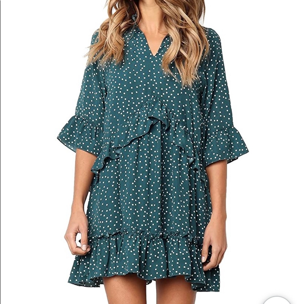 V-neck green polka dot tunic dress.